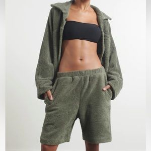 Simone Fan long Terry shorts